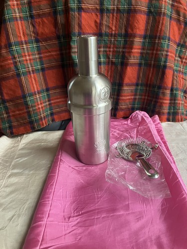Tanqueray brand chrome gin - brand,
